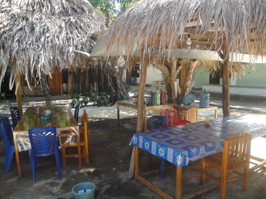 Ova Baluk Bungalow Nembrala Luaran gambar