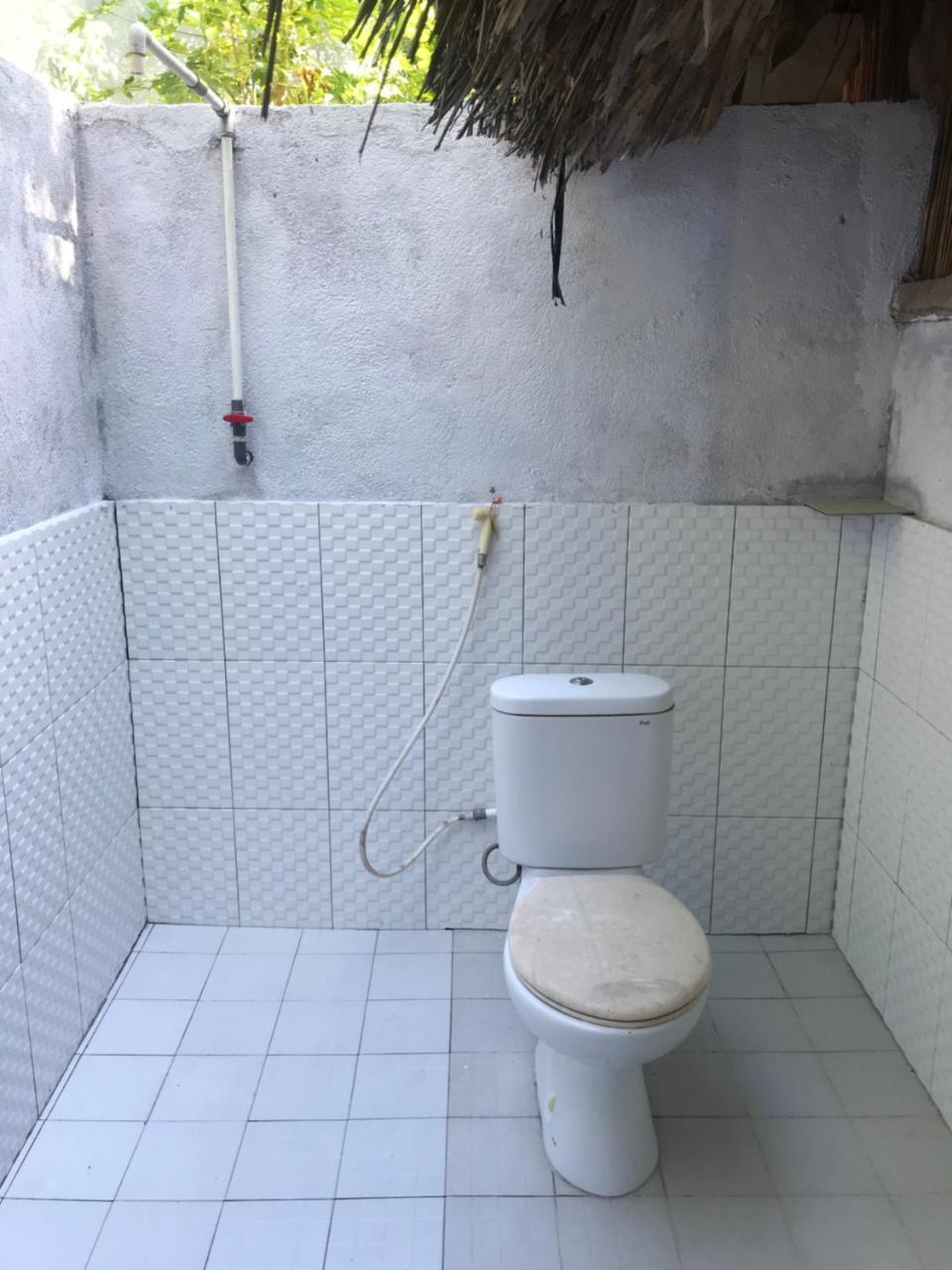 Ova Baluk Bungalow Nembrala Luaran gambar