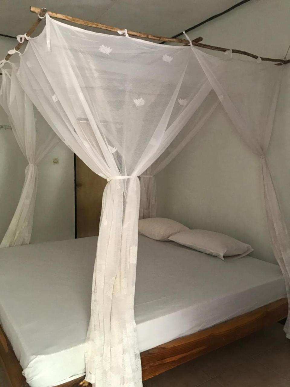 Ova Baluk Bungalow Nembrala Luaran gambar